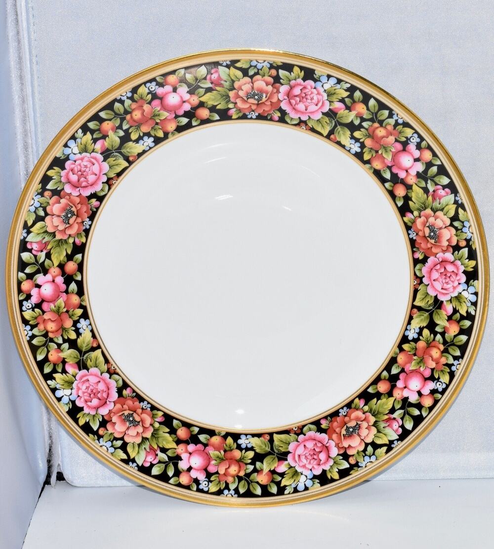 Wedgwood Bone China Clio Floral Boarder Gold Rim 8" Salad Plate NEW!!!